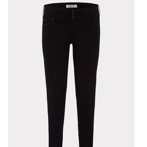 Torrid Jegging Black Wash 12S